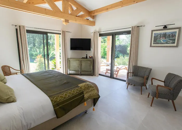 Hotel Le Verger Maelvi