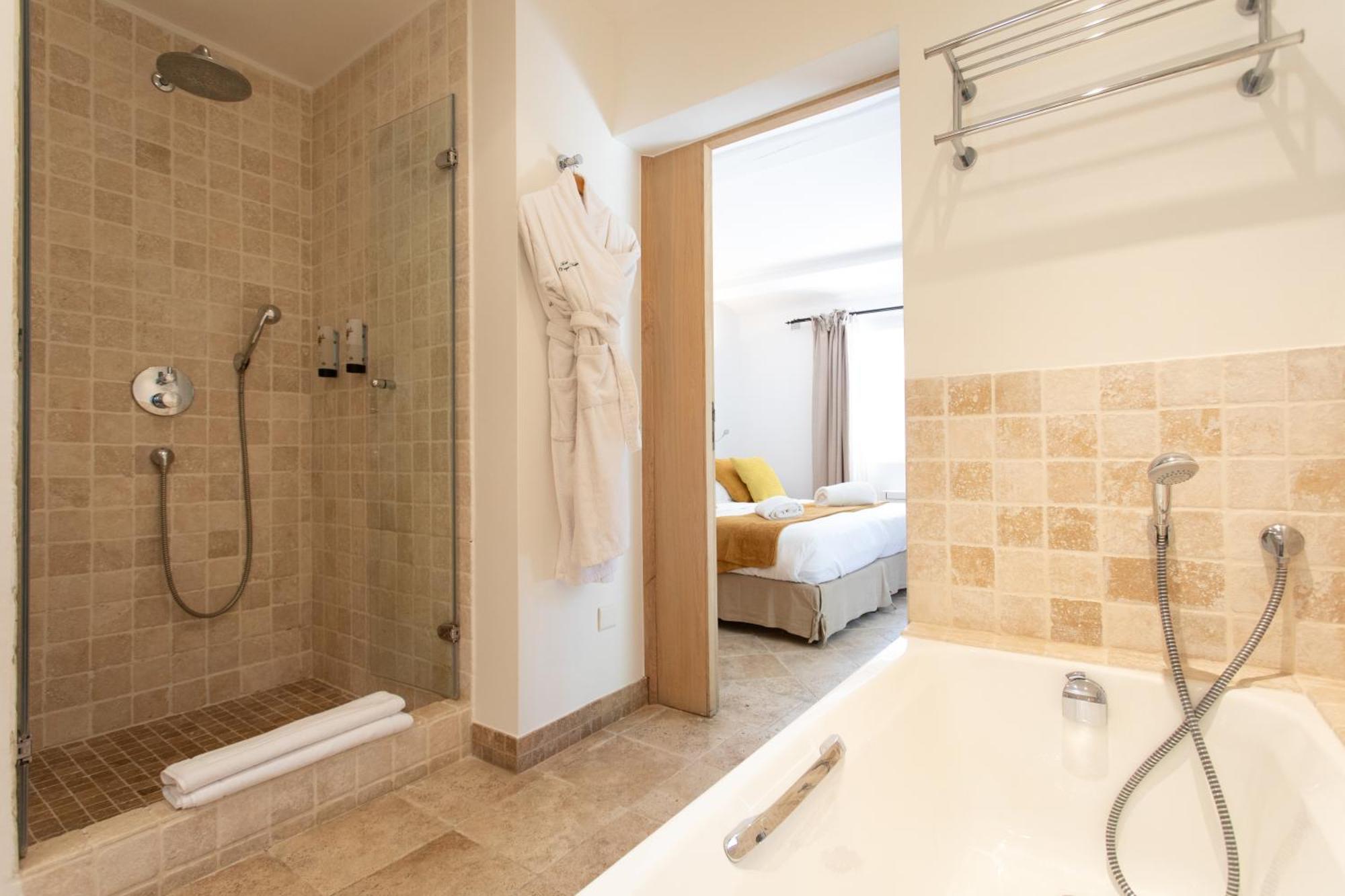 Hotel Le Verger Maelvi 4*